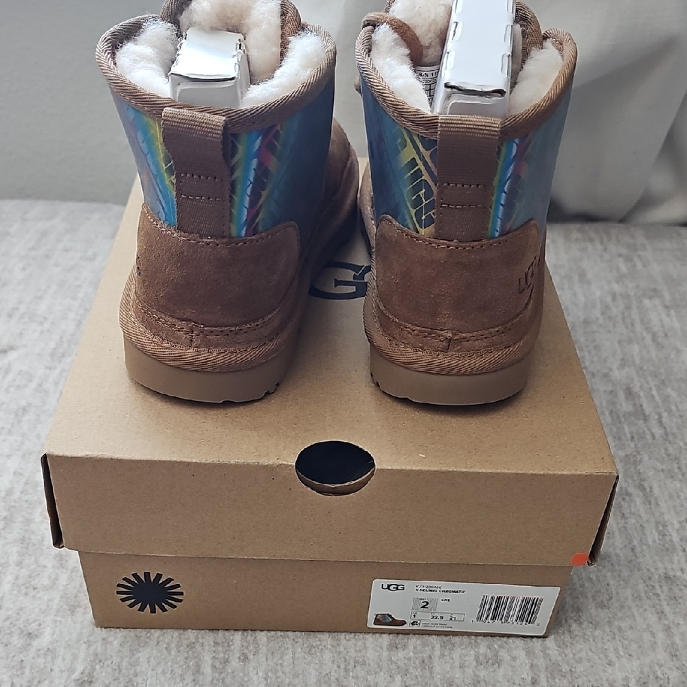UGG Kids Brown Boots with Iridescent Detail - Picture 4 of 5